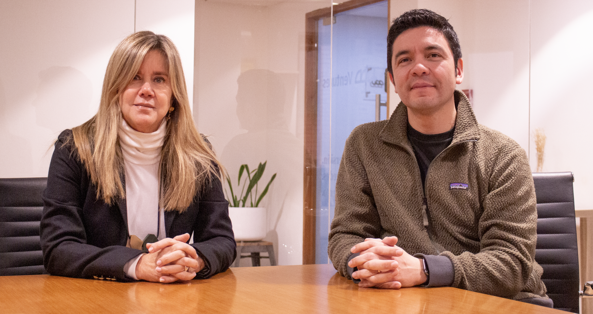 Gina Ocquetau y Angel Morales UDD Ventures